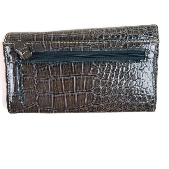 Women's Wallet - Picture 2 of 7